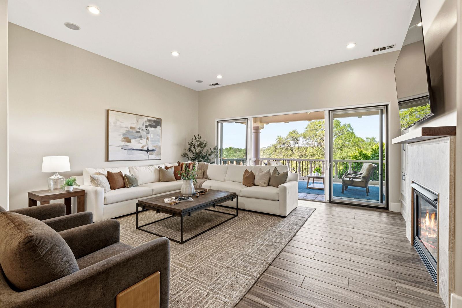 Great room to the terrace